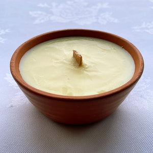 Soy Wax Candle in Clay Pot - various scents 100g