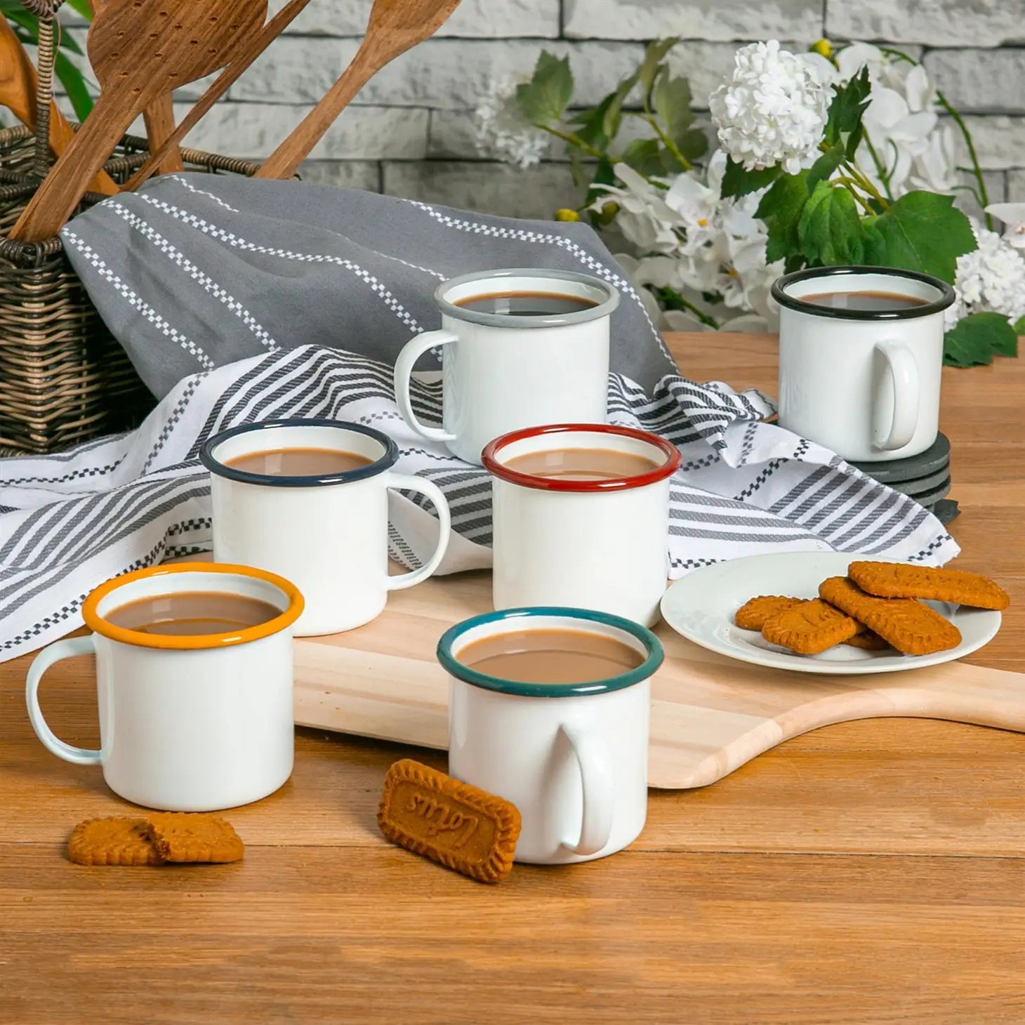 Enamel mug 375ml - white with various colours rim